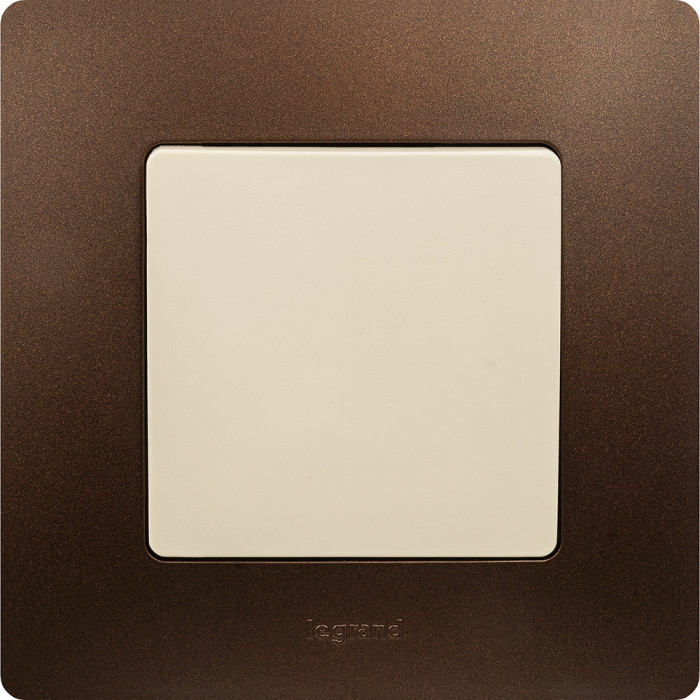 Legrand Etika Слоновая кость Выключатель 1-клавишный 10А, Винтовые клеммы